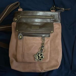 Chala crossbody